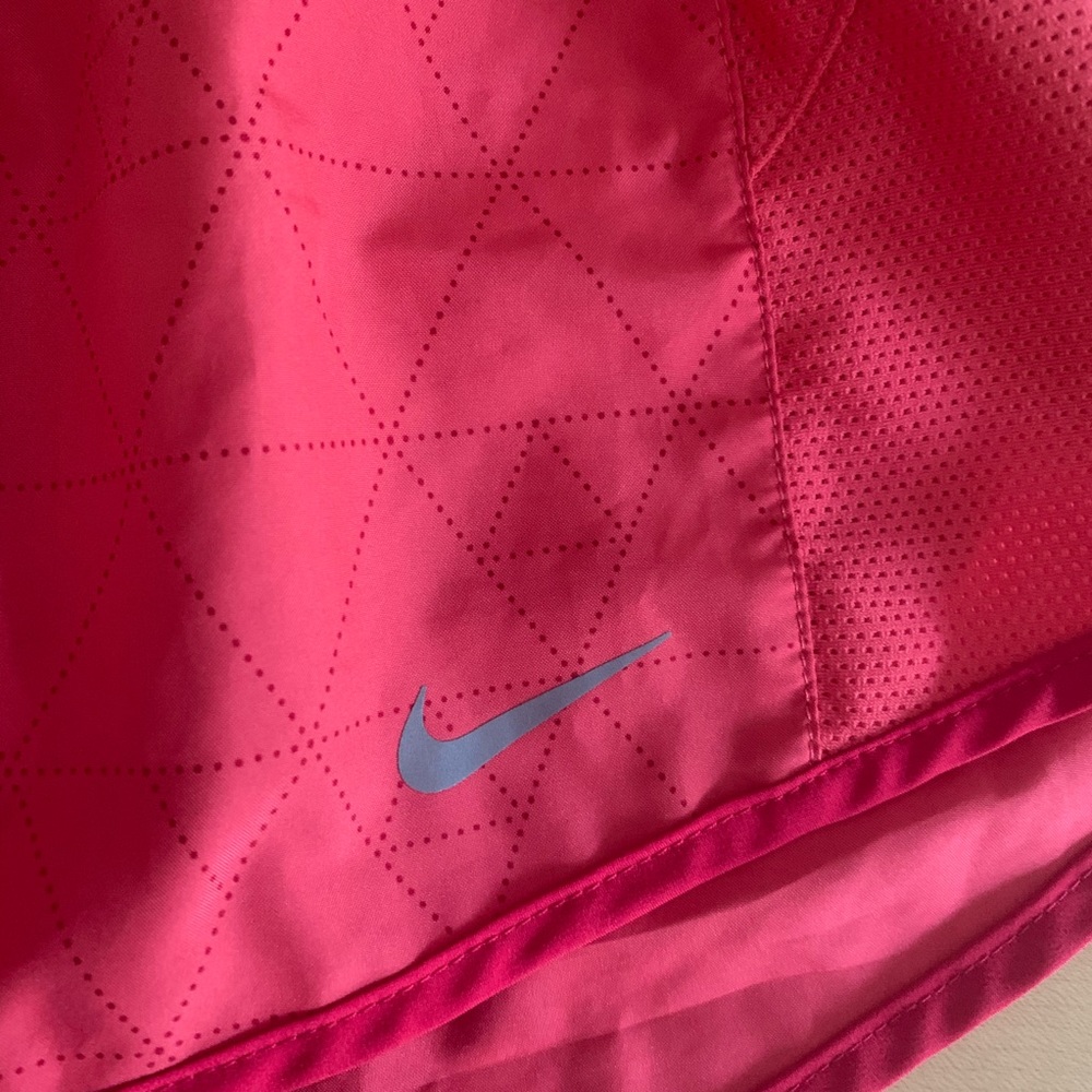 Nike Shorts - Picture 3 of 6